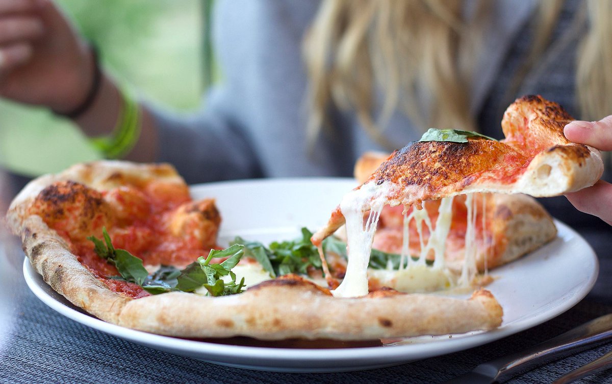Missing Miradoro? We'll try our best to hold you over until March 1 with this photo of Chef Jeff's Pizza Margherita. So good you can almost smell it! bit.ly/Miradoro #foodiefriday #pizza #staylocal #supportlocal #awardwinning #winerydining
