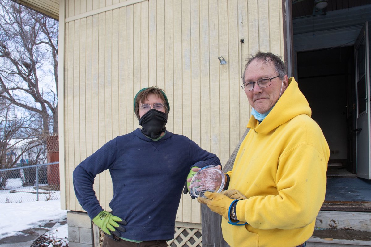 712Initiative's tweet image. We're excited to announce this year's Good Neighbor Awards! All of our volunteers were amazing last year but these few went above &amp;amp; beyond.
Volunteer of the Year: Timm Bryant
Volunteer Group of the Year: @ReiverCheer
Business Partner of the Year: PowerTech
the712initiative.org/good-neighbor-…