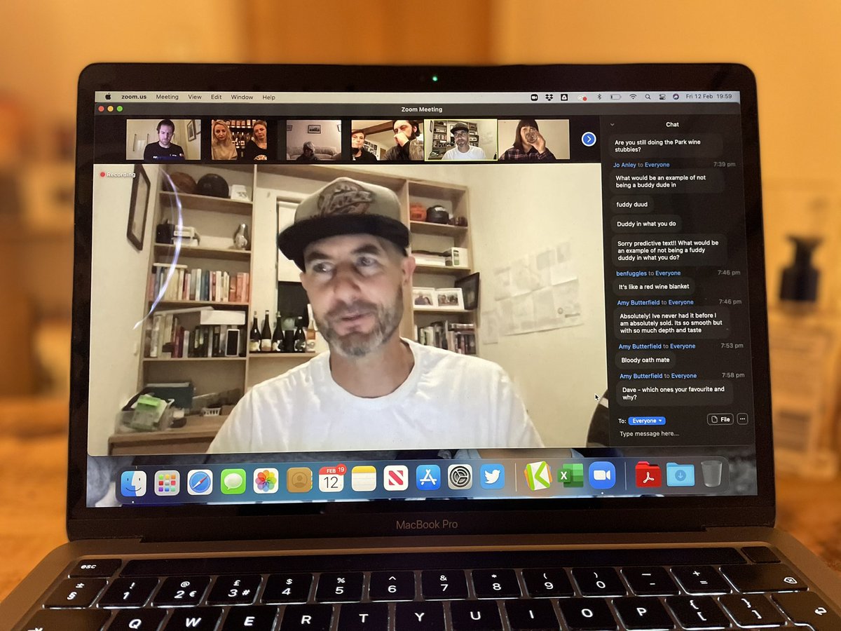 GraftWine's tweet image. DB bossing it even at 5am Adelaide time for @Vinteloper Zoom tasting with @Ellywinowen &amp;amp; The Old Garage in Cornwall. 👊🏽 🇦🇺

PN/16
TN/17
SH/18
OSH/17
💥