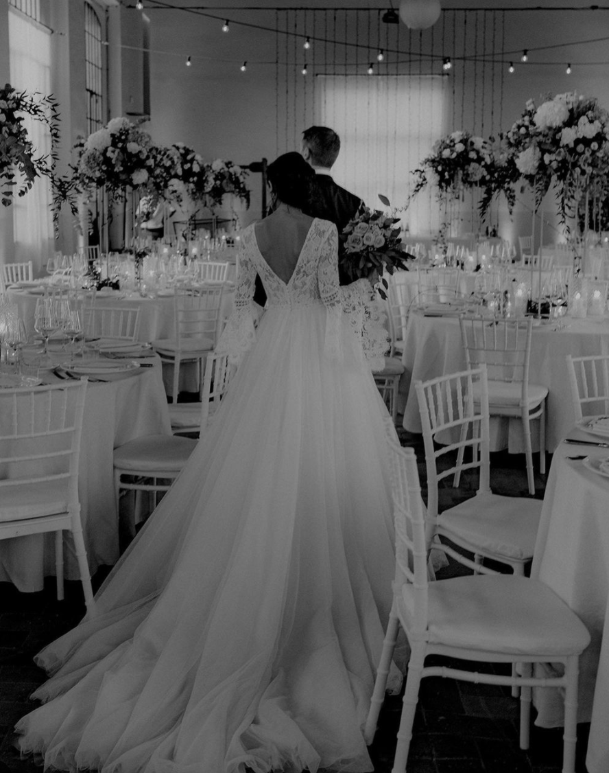 AireBarcelona's tweet photo. You're my soulmate, forever✨#AireBarcelona #bridetobe #weddingdress #wedspiration #realbride #bridestory #brideoftheday #shesaidyes #bridalgoals https://t.co/6Cg72mSQl5