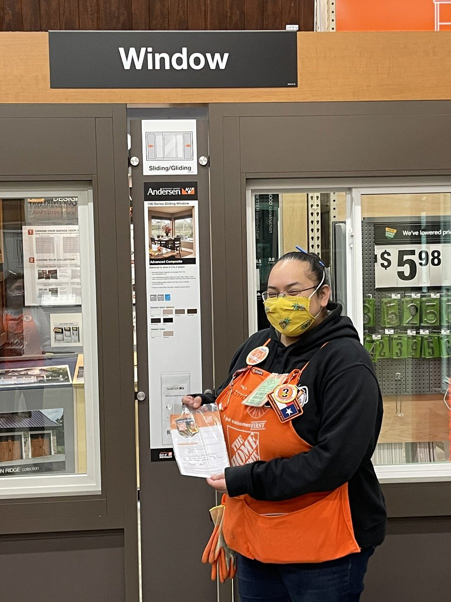 Gtrox_93's tweet photo. A little winter weather won’t stop us here 8454 Kyle! Shout out to D30 specialist Jessica on closing her 18k window package!!! SOLD PAID IN FULL! #D91servicerecognition #specialty #HomeAwards @AccAreta @guest_charles @ericbernal01 @AngelicaM831 https://t.co/99m5MoxFRD