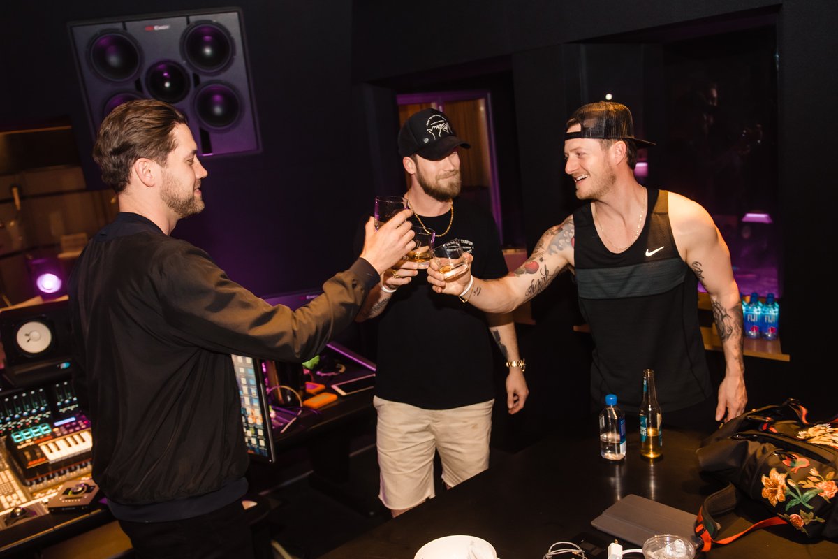 Florida Georgia Line tweet media