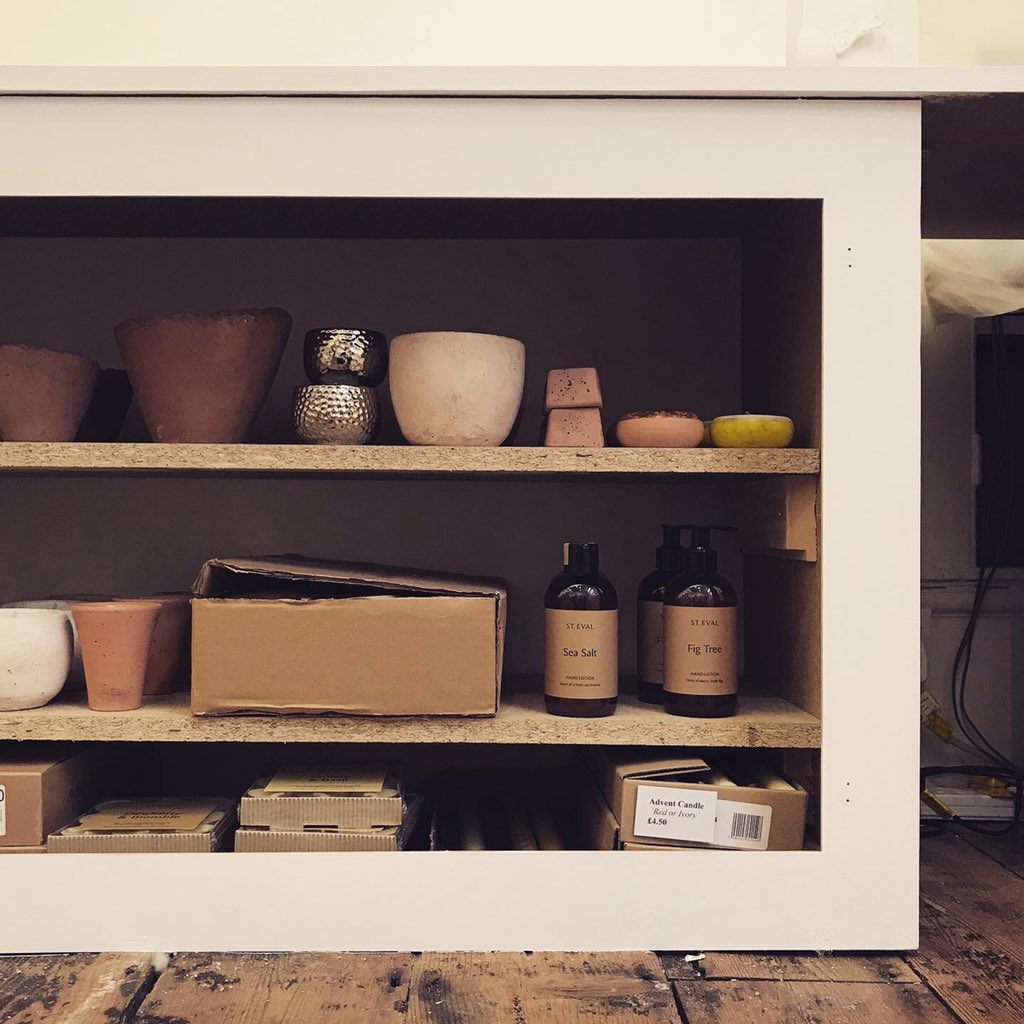 Framesandboxes's tweet photo. Getting a satisfied feeling with this re-organised stock cupboard. It’s got new shelving and a fresh lick of paint. Jack gave it his nod of approval 🐕 👍 
#australianterrier #lockdownproject #diyhomedecor #art #painting #sculpture #ceramics #hygge #interiordesign https://t.co/88e6mXKpJ4