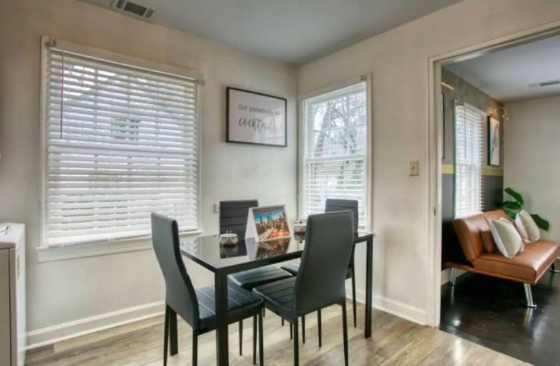 InFocusPlusAtl's tweet image. Yes, you can smoke here! This 4 bedroom, 2 baths is pet friendly and features an Instagramable backdrop wall✨
infocusplus.com/ad/yes-you-can…

#infocusplus #filmmaking #atlantafilmmaking #atl #georgiafilm #gafilm #atlantaproperties #atlantafilm #locationscout #atlwood #shorttermrentals