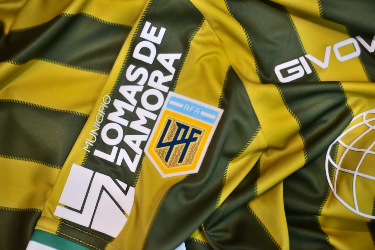 ¡Vestuario listo! ✅

👉🏼 Hoy salimos a la cancha con una camiseta especial, en homenaje a los 125 años del Club 👏🏼🇳🇬.

💚 #VamosBanfield