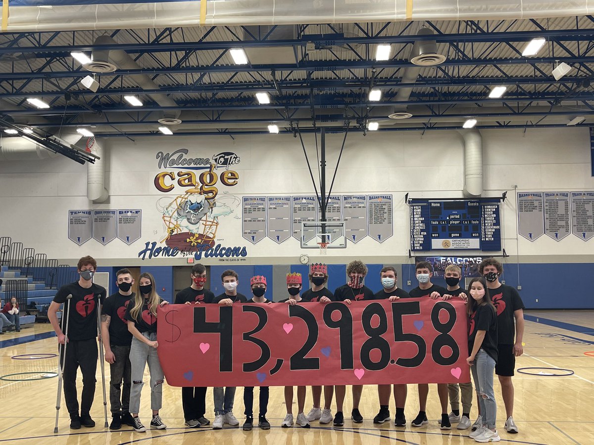 MrGCCPrincipal's tweet image. Our Cedar Crest King of Hearts Court raised over $43,000 for the American Heart Association! Well done boys! #CCStrong #❤️