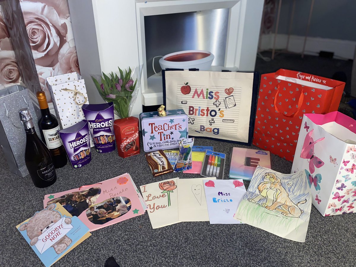 MissEBristo's tweet photo. Putting it on here too because I’m SO proud of myself... conquered my final placement and PASSED. I will miss my little year 2s, they’ve made the 10 weeks so enjoyable. Will definitely miss the school and this placement 🥺💗 https://t.co/G05KGM1pDP