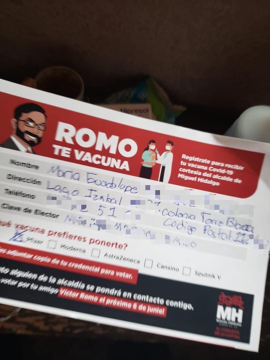 lopezdoriga's tweet photo. Y esta es otra de hoy. Ahora en la alcaldía Miguel Hidalgo.  

¿Quién protegerá a la población de estas mentiras?

Esto es un acto anticipado de campaña, y por esas cosas se pierden las candidaturas. 

Hacer esto con las vacunas es es no tener cinco centavos de madre https://t.co/fOUeR0yH9e