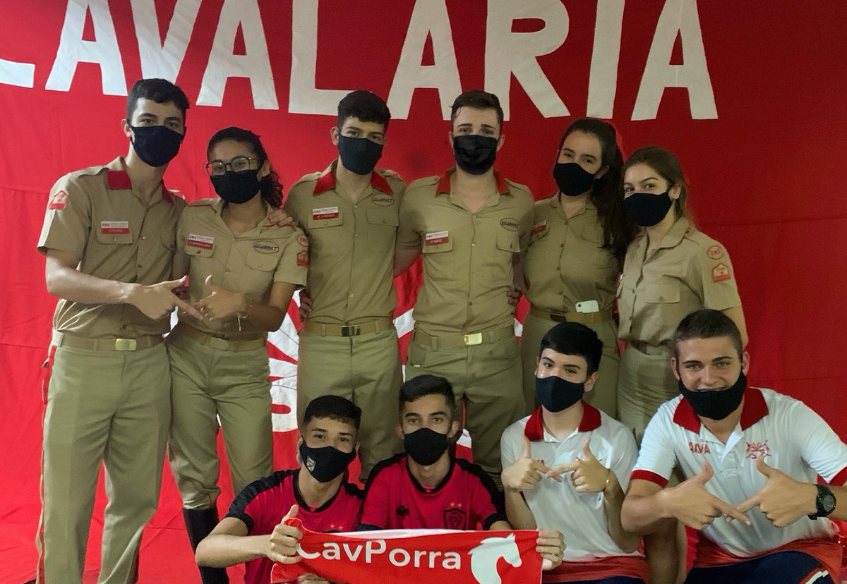A diretoria espera do fundo do coração que vocês tenham gostado da palestra e ficamos muito felizes com todo o carinho e empolgação de vocês!❤️🤍 Sejam todos bem vindos à Cavalaria!🇮🇩🐎 Contem conosco pra qualquer coisa e só digo isso: vocês vão se apaixonar por essa arma!!❤️🤍
