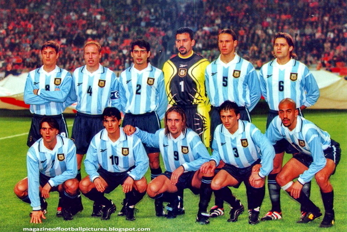 Diego Simeone (Atletico Madrid)Mauricio Pochettino (PSG)Marcelo Gallardo (River Plate)Hernan Crespo (São Paulo)Gabriel Heinze (Atlanta United)Eduardo Berizzo (Paraguay)Roberto Ayala (Argentina assistant)Kily Gonzalez (Rosario Central)Walter Samuel (Argentina assistant)