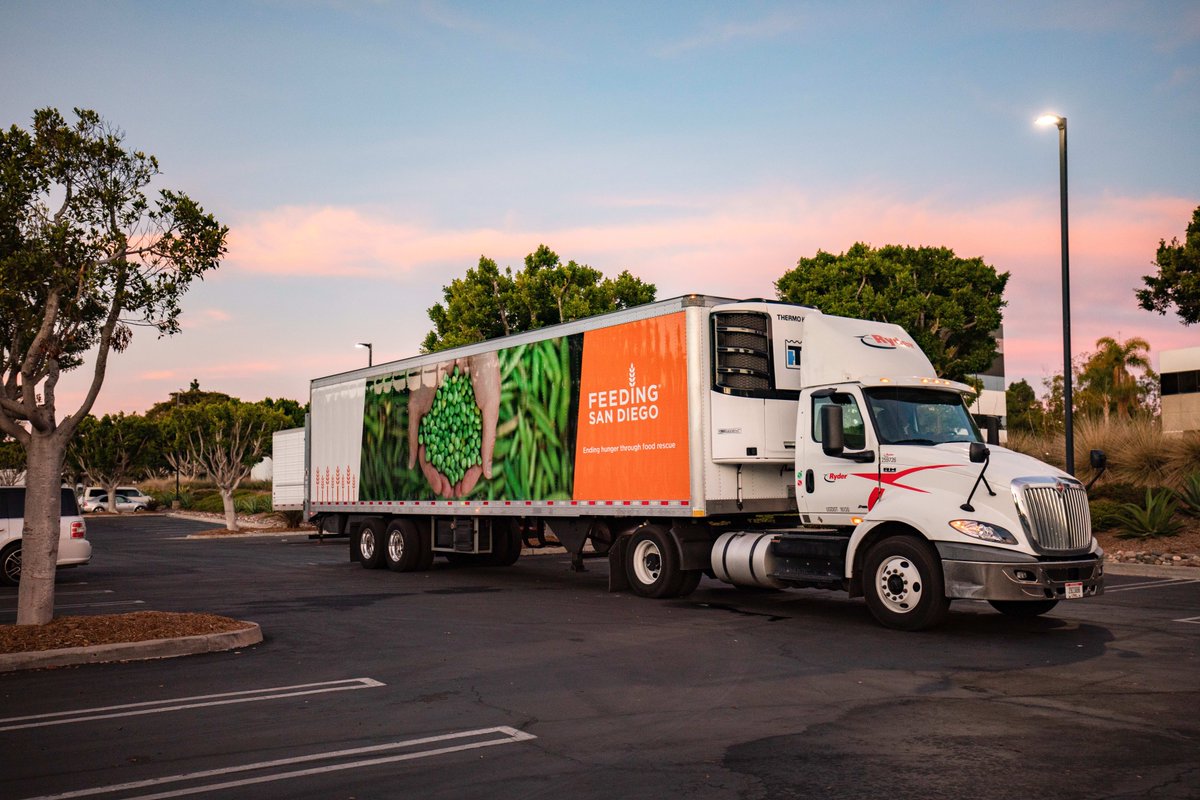 FeedingSanDiego's tweet image. We are so grateful to @FeedingAmerica for including #FeedingSanDiego in their COVID-19 Relief Fund. The funds granted have allowed us to purchase a new trailer to maximize the amount of food we can get out into the community. Thank you! 🚚🧡