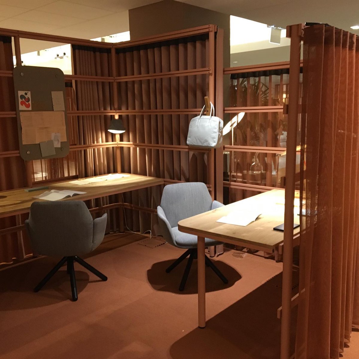 INdesign_Monica's tweet photo. Create "micro-spaces" in a large open area with curtains. They are cost-effective, movable, and add texture, colour, warmth and acoustic properties. Hang from a framed system like the one shown here from @BuzziSpace or a simple flexible rod.
#officedesign #happyoffice https://t.co/3ULGX5ZALc