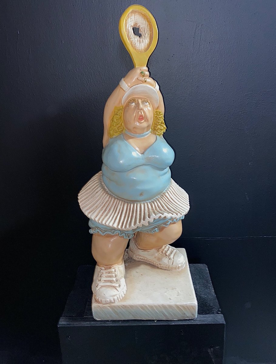 The weekend has just begun which means another #GuessThatProp Friday. To be eligible, comment on what show the featured prop has appeared in. The statue will be your key to a successful guess 🔑 #seeyourselfhere
