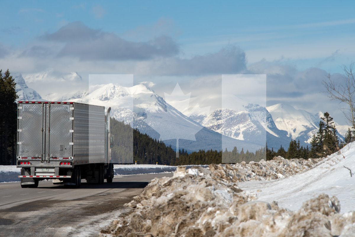 As commercial drivers deliver essential goods to keep us safe during the pandemic, they need access to services, facilities and especially washrooms. We proudly stand with commercial drivers and encourage all Canadians and business to do the same. We’re all in this together 💪