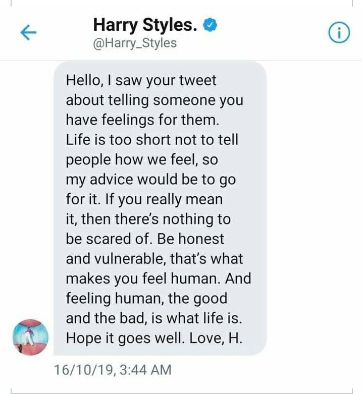 2WALLSS8's tweet photo. Recordatorio de cuando harry le hablo a una fan para aconsejarla sobre expresar sus sentimientos :(

RT= 1 VOTO
COMENTARIO= 1 VOTO

I vote for Harry Styles as Favorite Male Artist at KCA's #KCA  #VoteHarryStyles @Harry_Styles https://t.co/MiU8fohfUd