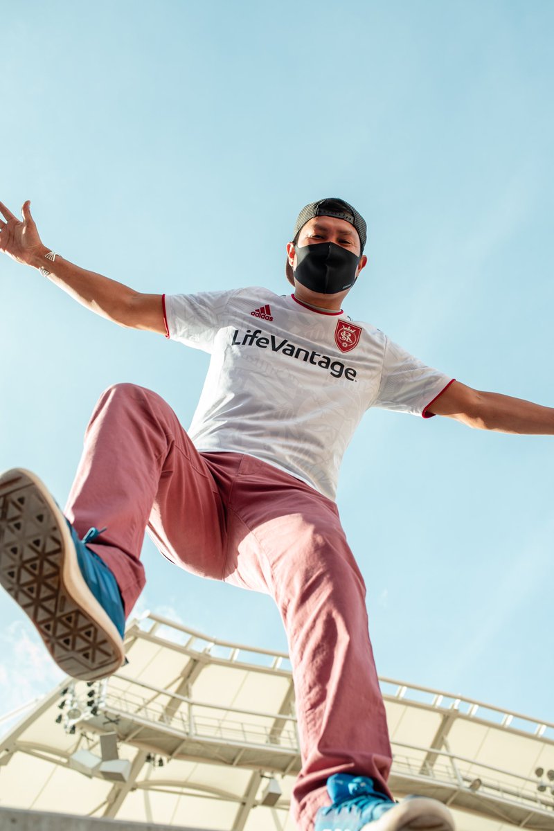 Excited to continue our partnership with <a href="/NavajoMylo/">Mylo Fowler</a> and @HeartOfAmericaF. Mylo, this jersey was inspired by supporters like you! 🙌#RSLCommunityPartner