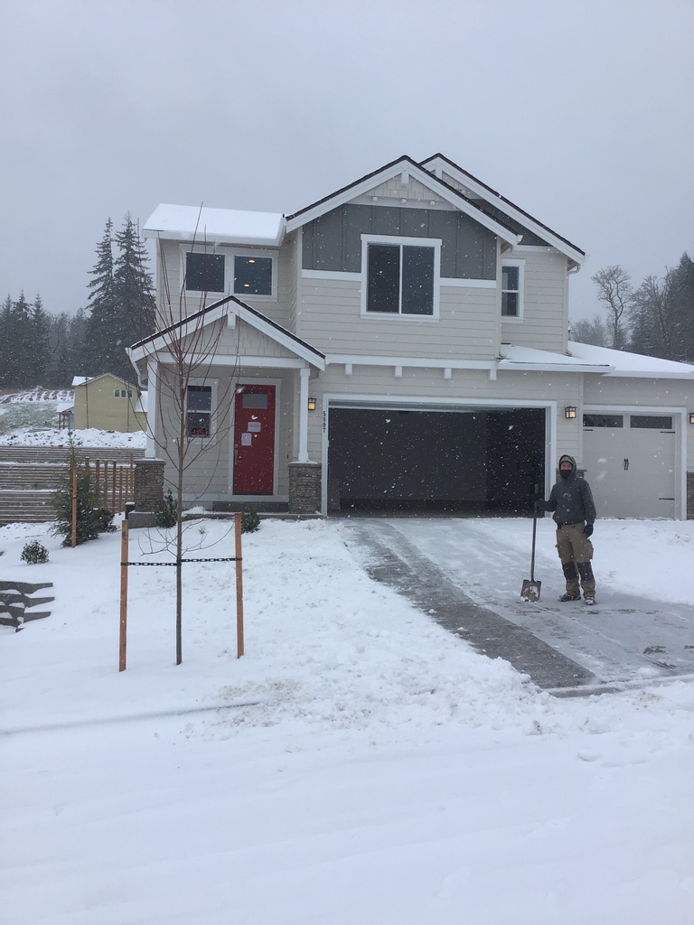 HoltHomesPNW's tweet photo. Celebrating snow day the Holt way, keeping everyone safe and making sure we appreciate all the beauty of the Pacific Northwest. ☃️ #HoltHub

#snowday #newconstruction #pnw #vancouver #camas #happyvalley #cornelius #ridgefield #battleground #oregonrealestate #washingtonrealestate https://t.co/4l7LTmt4yZ