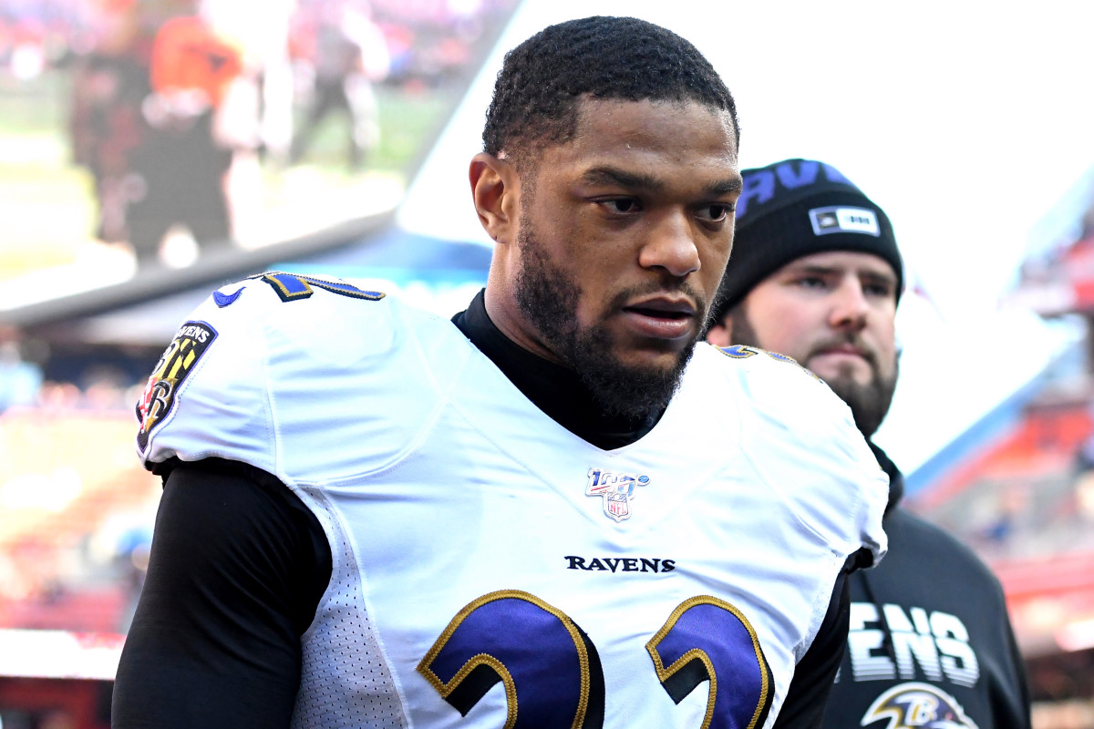 Ravens’ Jimmy Smith robbed at gunpoint after being followed from airport