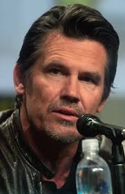 Happy snappy birthday, Josh Brolin! 
