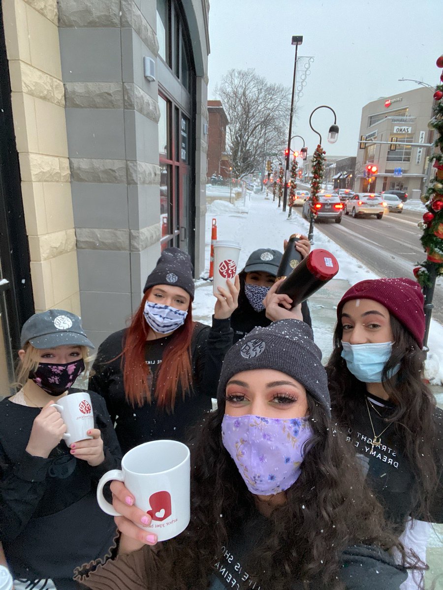 Sweetwaters's tweet image. Sweetwaters is expanding in Illinois! Our newest location Sweetwaters Coffee &amp;amp; Tea Central Park Place opens TODAY from 12 - 6 PM in Naperville, IL. Stop by to support their Friends, Family, and Community Charity Day. #FinallyOpen #SweetwatersWeekend