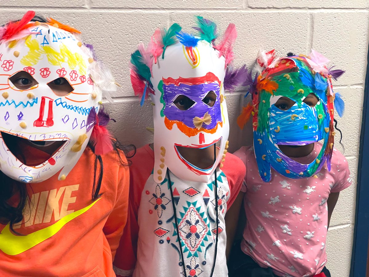 Mrs. Taylor’s Art Room tweet media