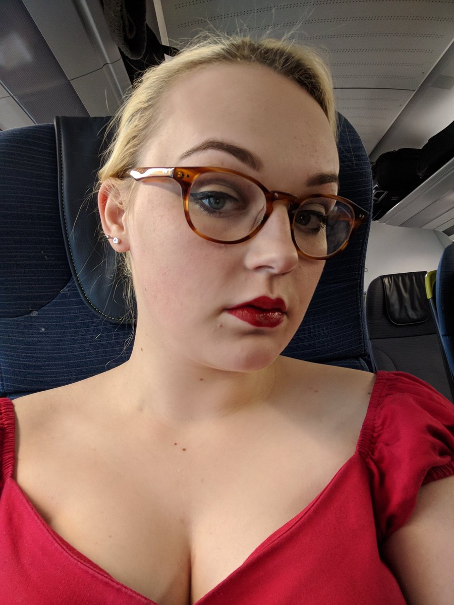 I'm going to finish this thread with just an overall appreciation for the fact that I used to dress like this for work every day. HOW.