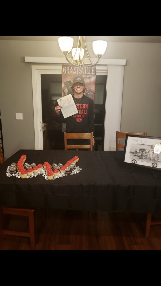 Logan White tweet media