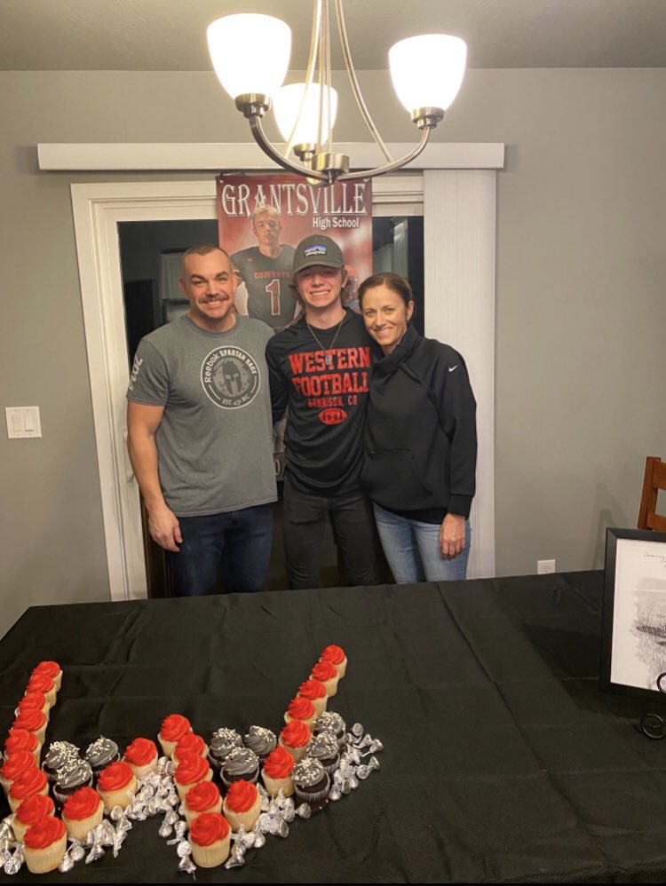 Logan White tweet media