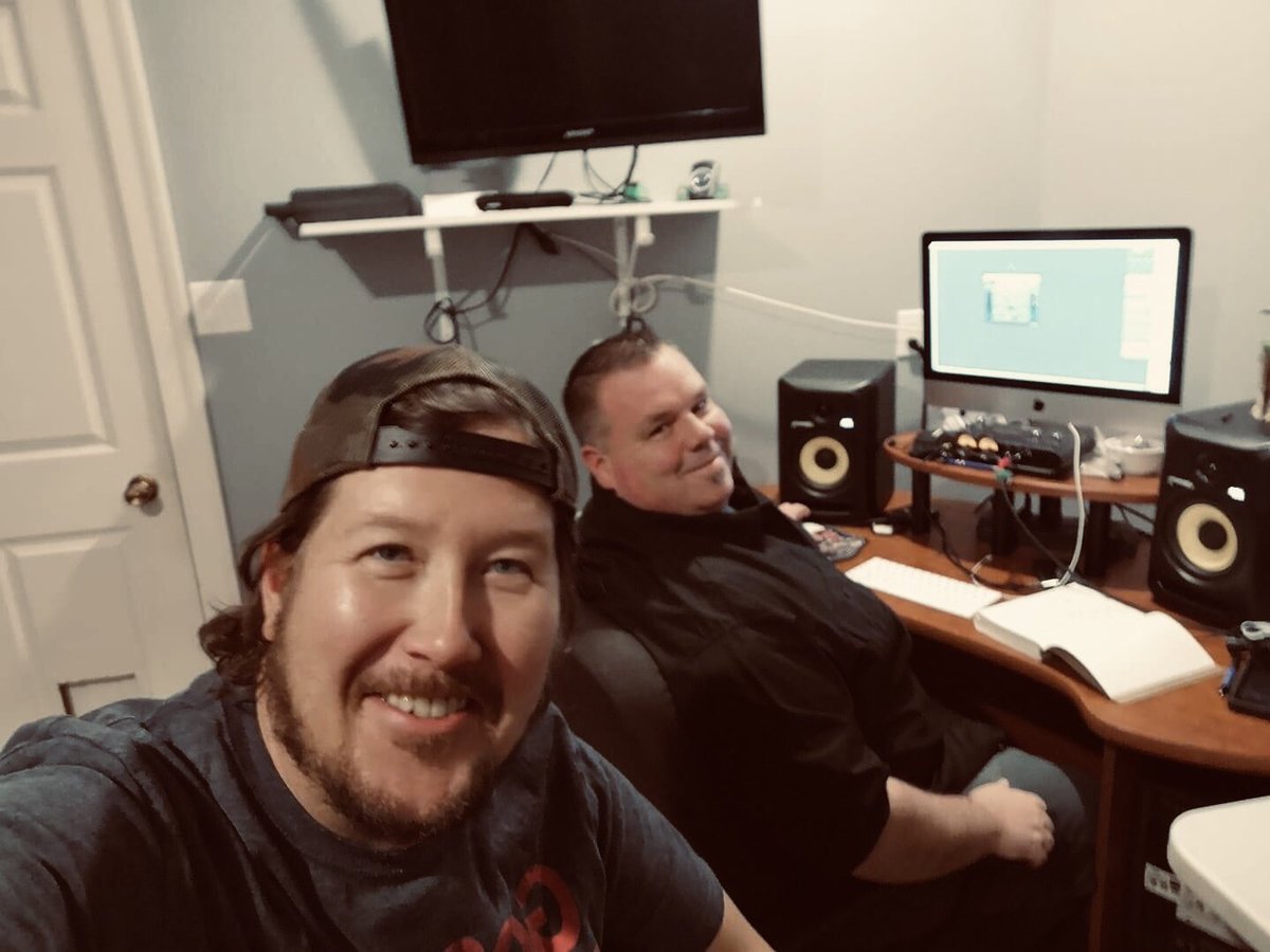 ChiefCleave's tweet photo. Writing songs, Making Demos...@HowarthBand https://t.co/RKy4er0CWx