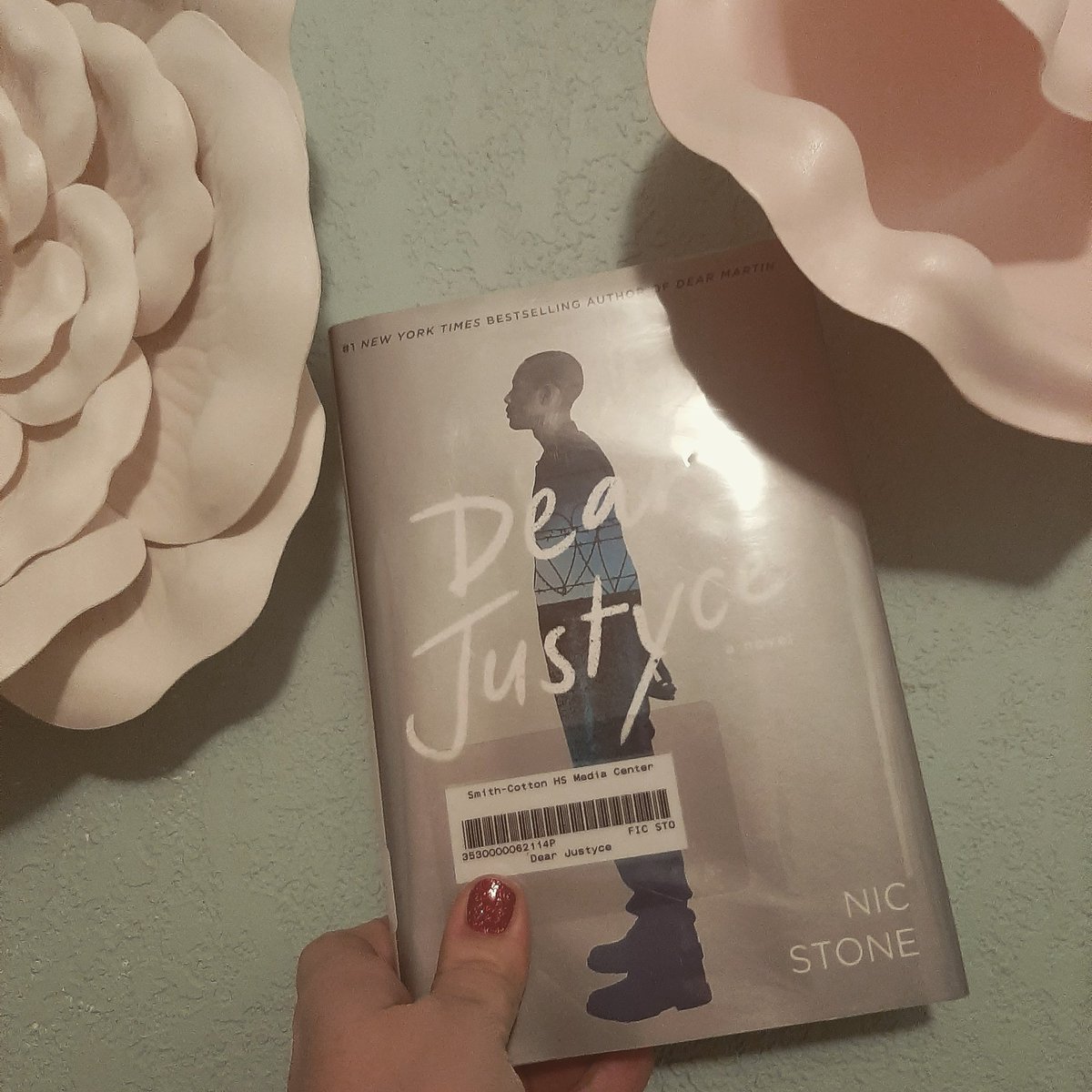 drbtlibrary's tweet photo. #dearjustyce took a close look at the messed up system when it comes to #poc, #juvinilles, and #poverty. Great continuation from @nicstone #dearmartin https://t.co/QjlmiITApT