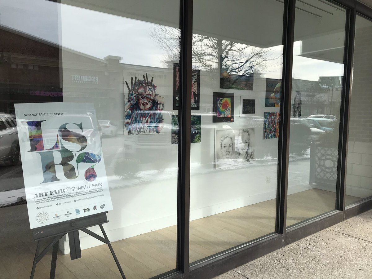 DrKaylaMaid's tweet image. Proud to see this amazing @Lsr7_12Art student artwork displayed at @SummitFair this afternoon. #TitanProud #TitanFamily