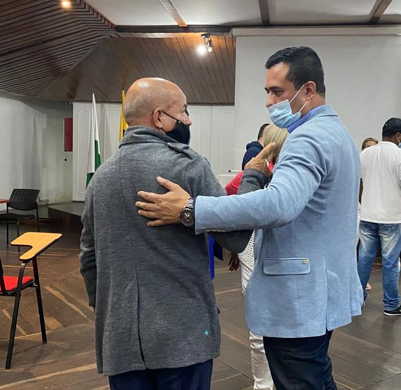 Sammy Lozano (SammyLozanoR) Twitter