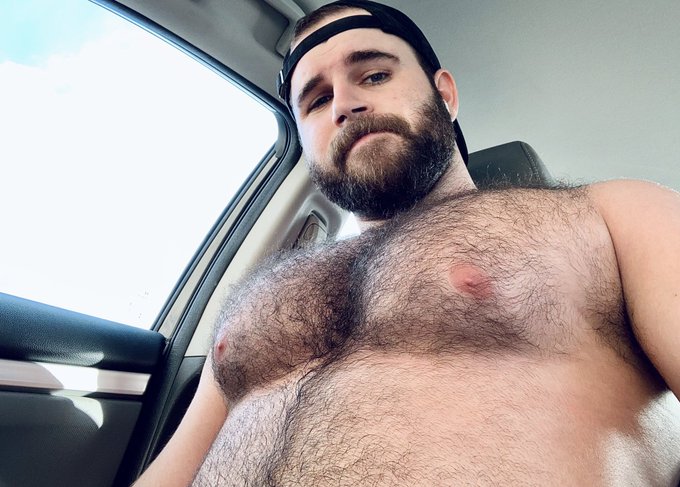 Twitter can&rsquo;t possibly crop my tiddies if I take the pic from this angle right?? 🥴🥴 https://t.co/ix7<a href="/tag/slay"class="tags"><span>#slay</span></a>