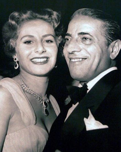 1946 - Onassis married Greek shipping magnate Stavros Livanos' daughter Tina.