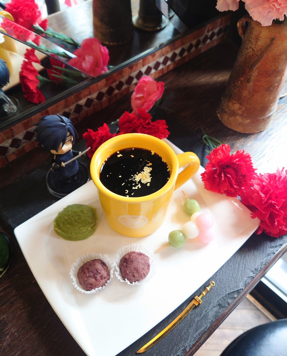 Procafe プロカフェ 極めた刀燭台切光忠特性ブレンドのプレートです 他にも刀燭台切光忠アイスシナモンティーもご用意しております 皆様のご来店心からお待ち申し上げます この収益の一部は 刀剣プロジェクト に寄付されます 徳川ミュージアム