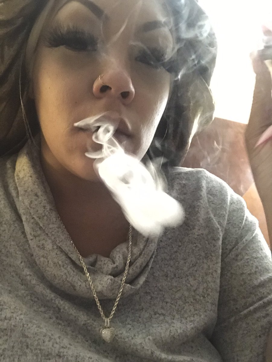 pradadababe's tweet photo. #Steelers #weed #cannabis #Herb #Kush #LIT #420friendly #CannabisCommunity #potlovers #StonerFam #bluntsandbeauties https://t.co/jDZaPrBapQ