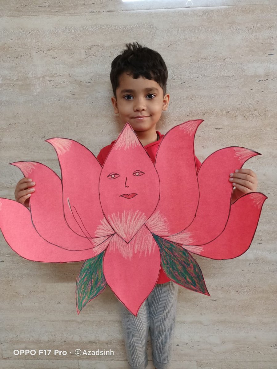 ananda_global's tweet photo. Spring is a wonderful time to get outside and see all the beautiful new growth and colors. It’s also an excellent time to explore flowers as a learning theme.Blooming bus of Sr. kg class celebrated Flowers day today in their  online class. https://t.co/hegFffBPlK