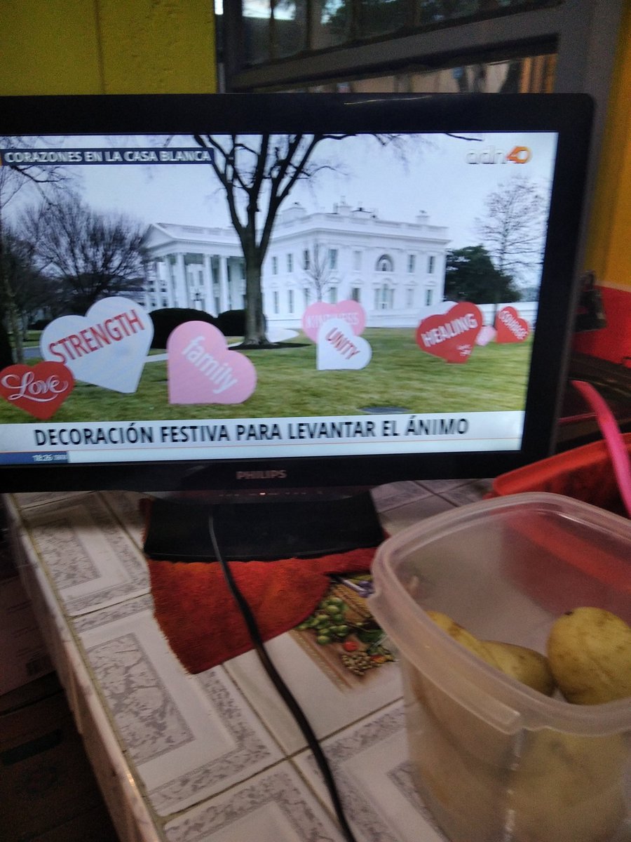 pacosuu's tweet photo. @RicardoBSalinas 
hola sr. mucho gusto nos gustaria ganarnos una italika, y digo decimos , por q nos ayudaria mucho a nuestro negcio es una pequño local de comida y nos gustaria expandirnos mas ya q estoy es nuestro sustendo y una moto nos ayudaria a entregar mas lejos https://t.co/DFiatVXyNU