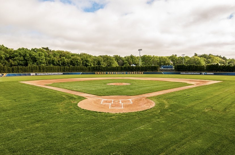 malcolmhsu17's tweet photo. I am extremely humbled and excited to announce my commitment to the University of Massachusetts Dartmouth! Thank you to everyone who stuck with and helped me through this process. @cabulldogsBB @Clemmens_PBR @sfhsathletics @UMassDBaseball https://t.co/qKreQXrD8J