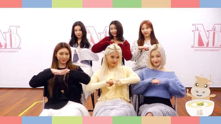 AliMcdonie's tweet photo. You love this kpop girl group right?💫🌈❤

#MOMOLAND #MMLD #MERRYGOROUND
#MOMOLANDFIGHTING
#MOMOLAND https://t.co/z0la6zSekO