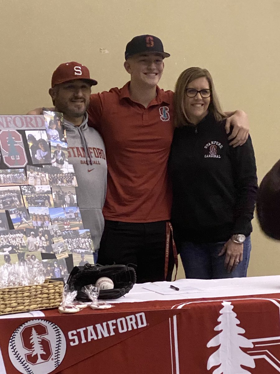 Class of 2021 - Continue to recognize the positives #BCThunderAthletics <a href="/JakeSapien/">Jake Sapien</a> <a href="/ycelaaa_/">ycela</a> <a href="/maggie__seifert/">mags</a> #BCOE Next level, who’s next @Jalonjack10 #ZEROExcuses <a href="/SamEyeCouldBe/">Sam Yniguez</a> @MSSsports <a href="/BCHSASB/">BCHSASB</a>