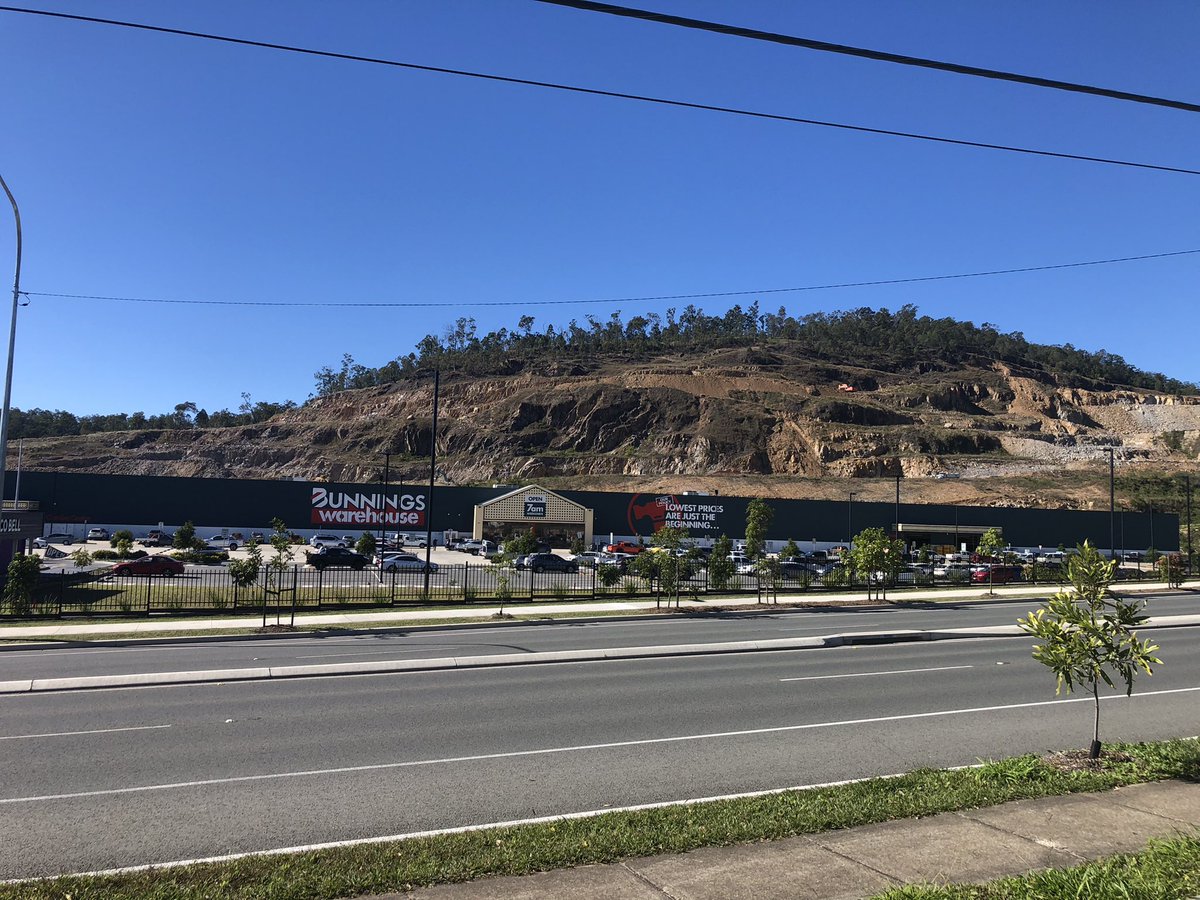 WeAreBrisbane's tweet photo. Bluey Day Out #3 when the Americans discover Bluey is set in a real place the big question asked- is Hammerbarn real? The for real life Hammerbarn is the Keperra Bunnings on Settlement Rd. Swing past on the way to the Ferny Grove Aqua Park for a bbq &amp; free water play. https://t.co/Q2YWudeEtC