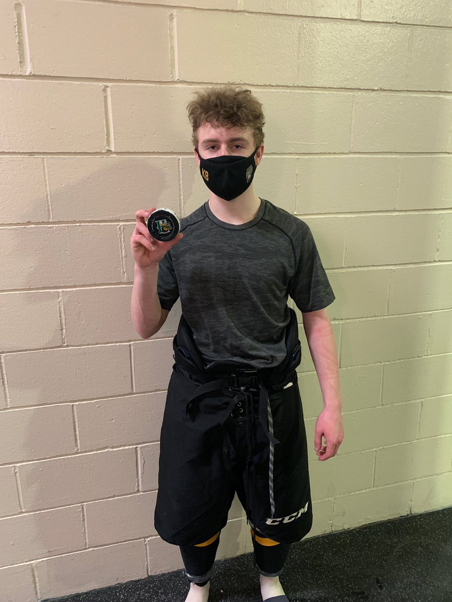 1st game in the <a href="/QMJHL/">QMJHL</a>, 1st shift, 1st goal. Make this tweet better.... YOU CAN’T! Congratulations Kian Bell!!