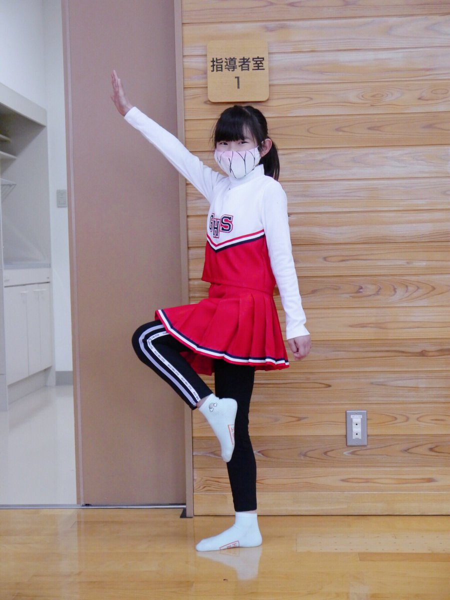 児島ジーンズミュージカル こんにちは ジーンズミュージカル衣装部です チアガールの衣装合わせでした みんな可愛い 踊り も少し踊ってもらいましたが これまた可愛い