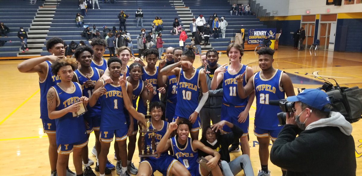 TupBKB's tweet image. We're division tournament CHAMPS!

Division MVP Braxton Bishop

2nd Team All-Division London Fields