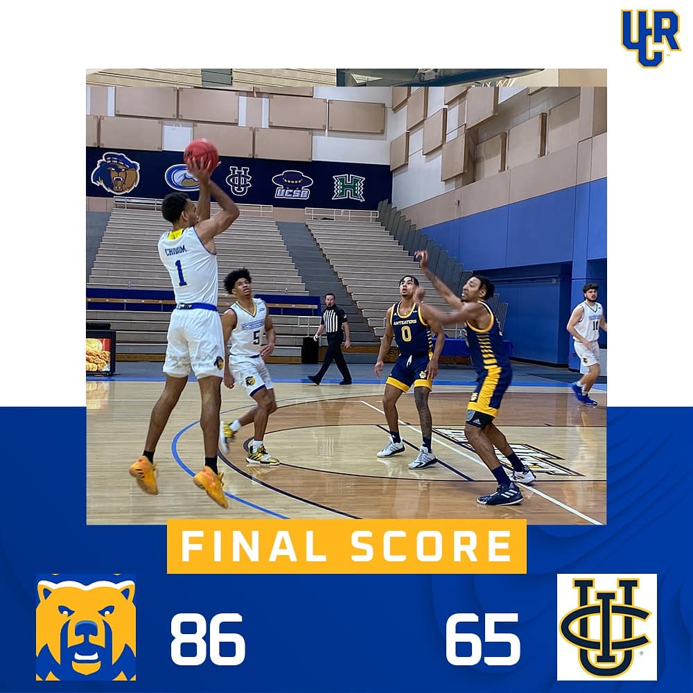 UCRMBB's tweet photo. #RsUp Highlanders never trail in dominant, 85-63, win over @UCImbb. Pickett sets new career-highs with 6️⃣ 3pt and 22 points. Perry scores 16, Chidom &amp; Pullin add 12 each. 

#GoHighlanders https://t.co/YeIxYWkg7T