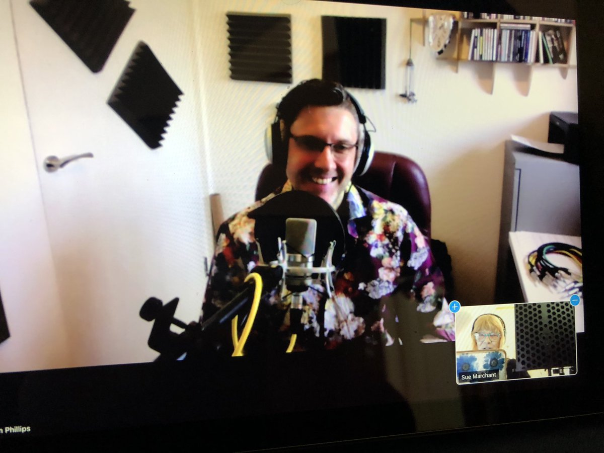 Voluptuia's tweet photo. Saturday from 2PM meet @RobinPjazz to be re-versed @CherryLeeMewis lock in @cambridge105 #radio #romance https://t.co/Ef0DcCXb61