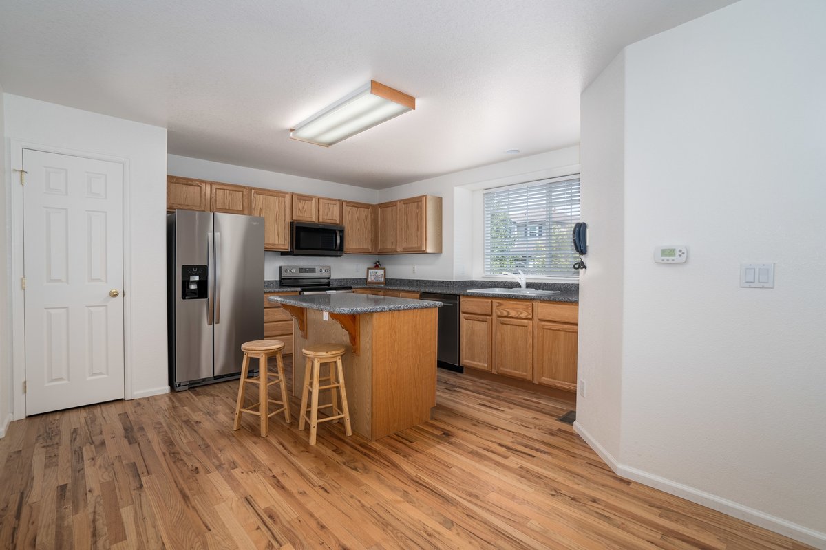 BlueSkyHomeG1's tweet photo. Just Listed! Incredible Remodeled Horse Property on 5.10 JUST LISTED! - https://t.co/CjejIWUzuv https://t.co/SS9KncKAQw