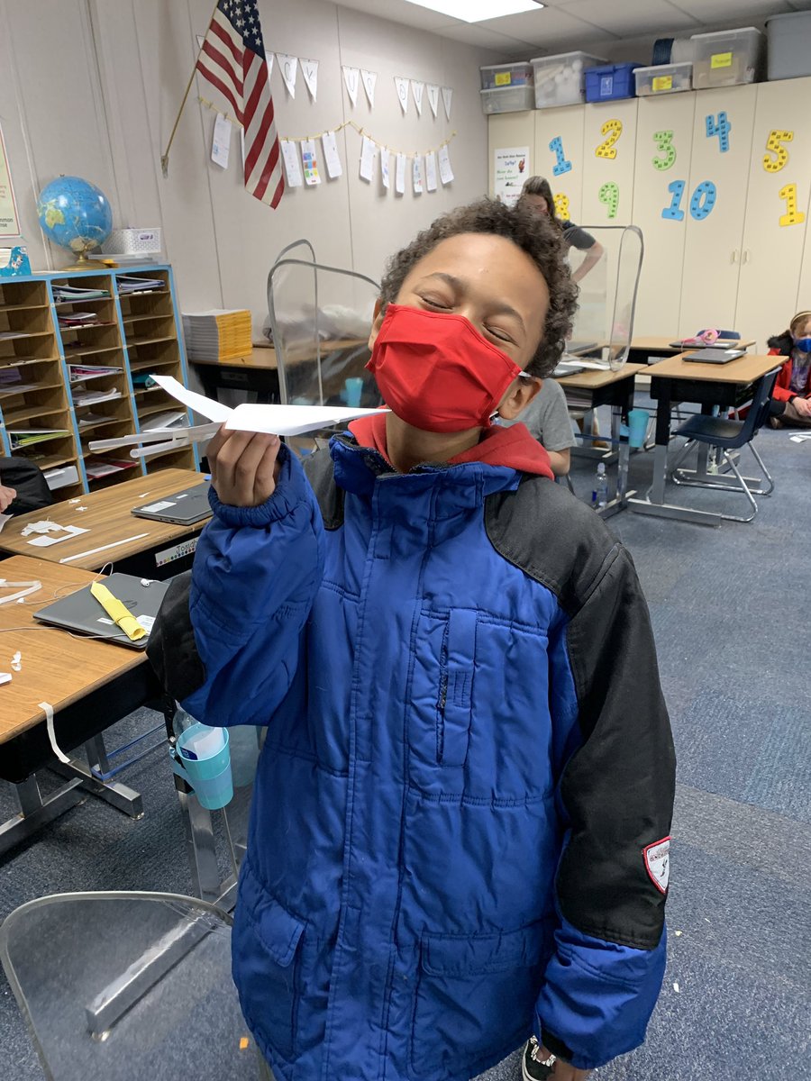 Ms_Scoggin's tweet photo. We love a good STEM challenge on Valentine’s Day! If you can’t tell, it was a high of 10 degrees today and many of the students were in their coats all day. 💙❄️ https://t.co/xid4hkAldc
