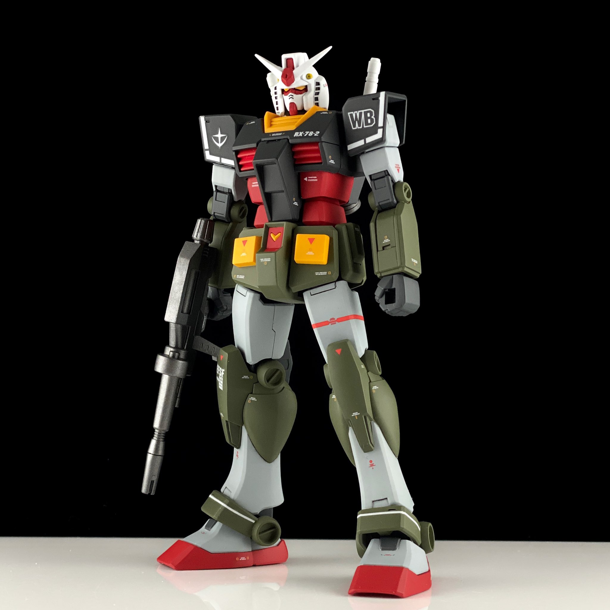 EG ガンダム 全塗装＋一部改造 / ガンプラ 完成品 - メルカリ